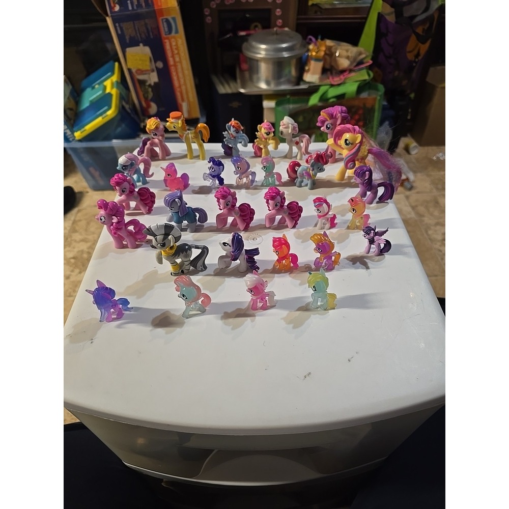 My Little Pony Figurine/Toys Lot Of 30 Used Good Condition VTG To Modern Dates